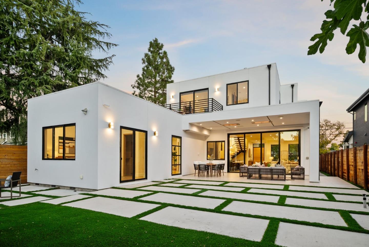 Detail Gallery Image 65 of 66 For 394 Farley St, Mountain View,  CA 94043 - 5 Beds | 4/1 Baths