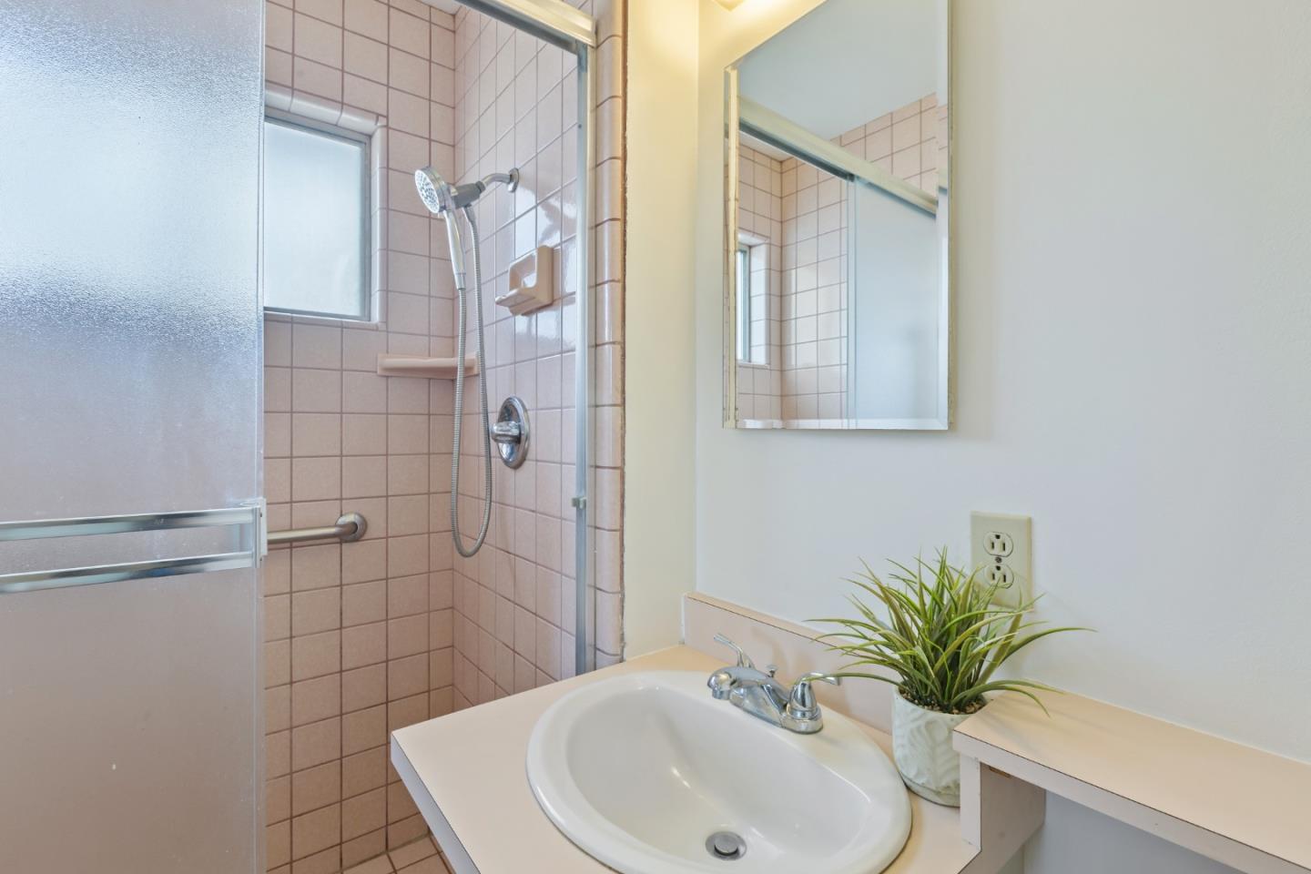 Detail Gallery Image 23 of 39 For 3248 Woody Ln, San Jose,  CA 95132 - 4 Beds | 2/1 Baths
