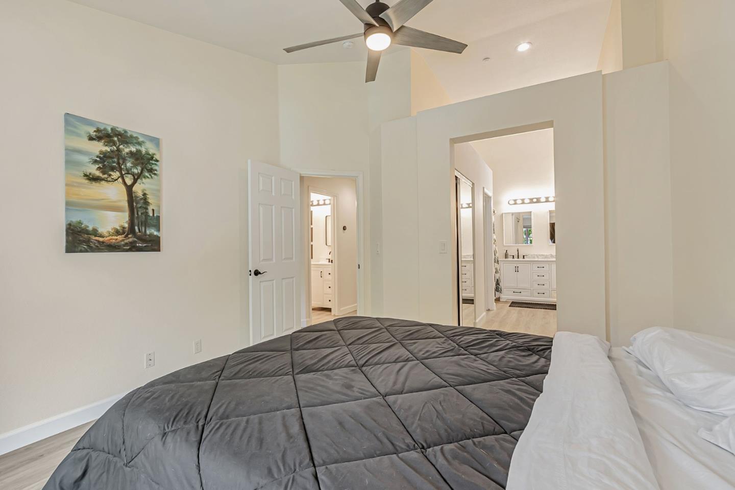 Detail Gallery Image 14 of 41 For 6225 Barb Werner Ln, San Jose,  CA 95119 - 2 Beds | 2/1 Baths