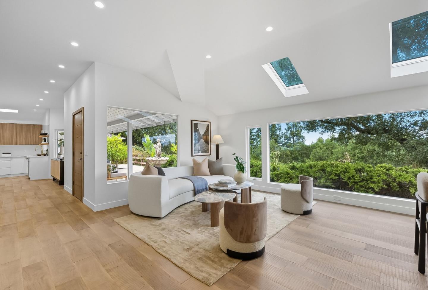 Detail Gallery Image 11 of 39 For 15560 Blossom Hill Rd, Los Gatos,  CA 95032 - 3 Beds | 2/1 Baths