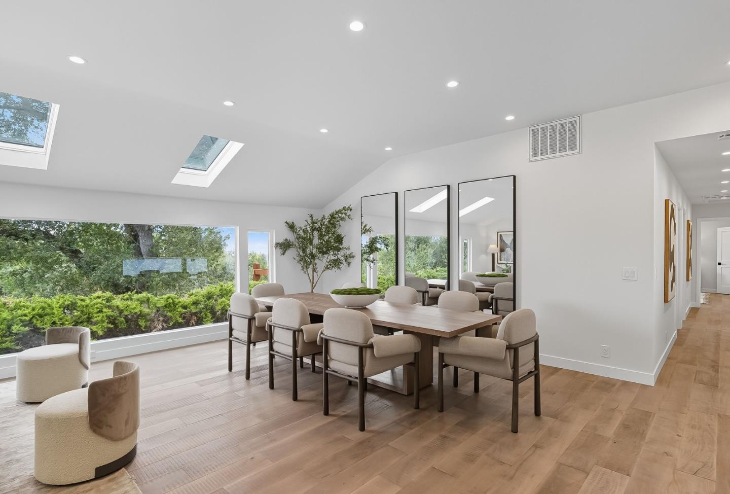 Detail Gallery Image 12 of 39 For 15560 Blossom Hill Rd, Los Gatos,  CA 95032 - 3 Beds | 2/1 Baths