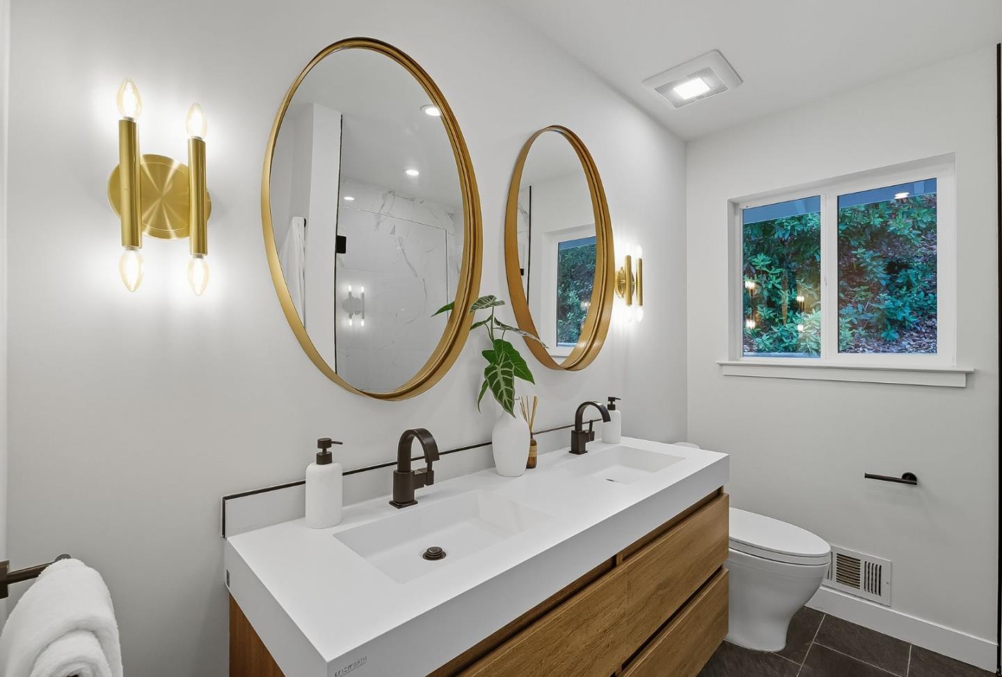 Detail Gallery Image 21 of 39 For 15560 Blossom Hill Rd, Los Gatos,  CA 95032 - 3 Beds | 2/1 Baths