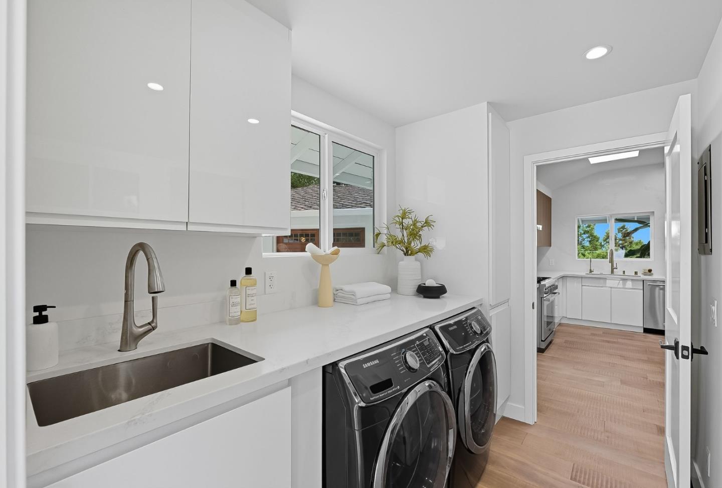 Detail Gallery Image 23 of 39 For 15560 Blossom Hill Rd, Los Gatos,  CA 95032 - 3 Beds | 2/1 Baths