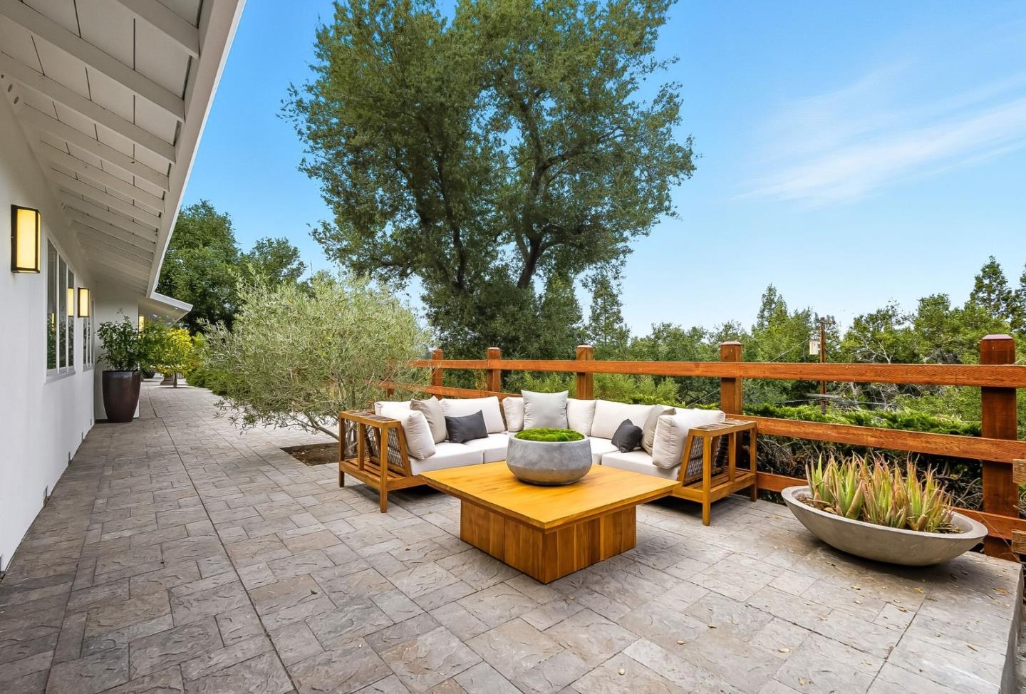 Detail Gallery Image 31 of 39 For 15560 Blossom Hill Rd, Los Gatos,  CA 95032 - 3 Beds | 2/1 Baths
