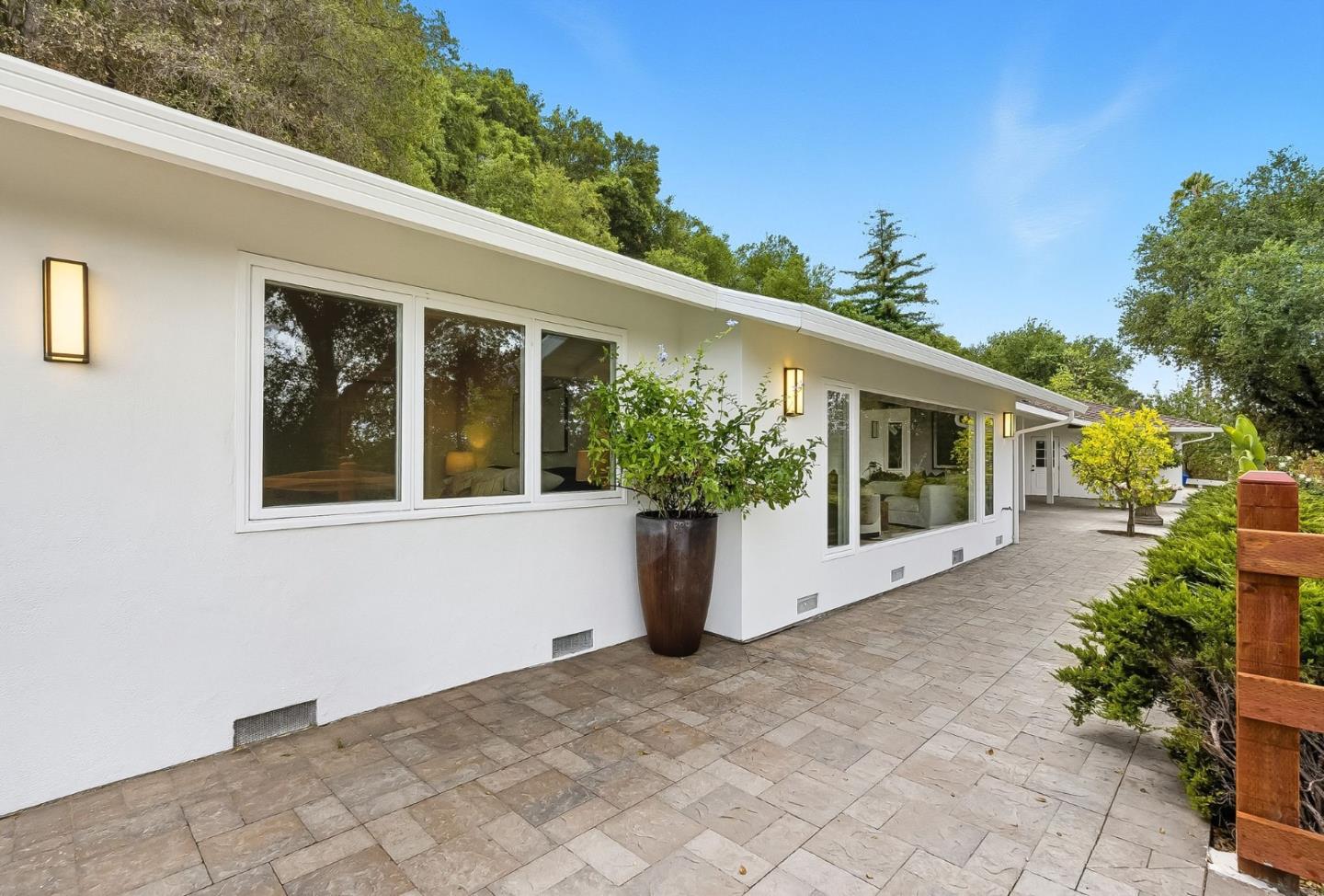 Detail Gallery Image 32 of 39 For 15560 Blossom Hill Rd, Los Gatos,  CA 95032 - 3 Beds | 2/1 Baths