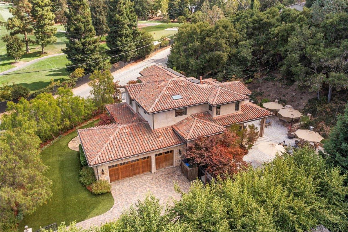 Detail Gallery Image 12 of 80 For 1571 Fairway Dr, Los Altos,  CA 94024 - 5 Beds | 5 Baths