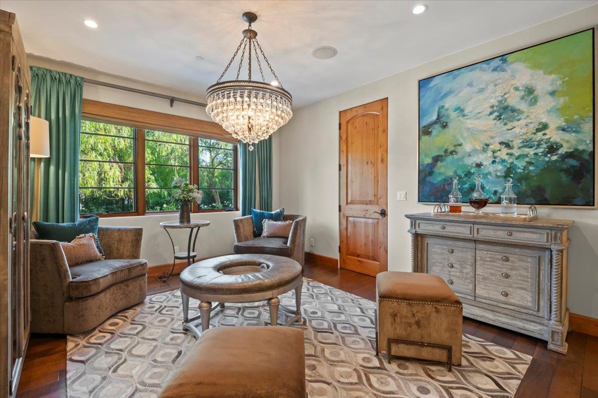 Detail Gallery Image 18 of 80 For 1571 Fairway Dr, Los Altos,  CA 94024 - 5 Beds | 5 Baths