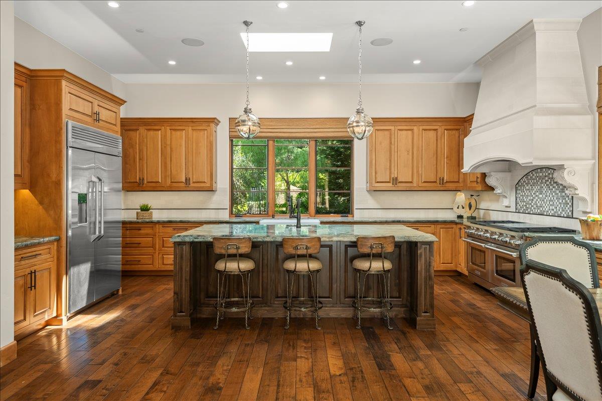 Detail Gallery Image 27 of 80 For 1571 Fairway Dr, Los Altos,  CA 94024 - 5 Beds | 5 Baths