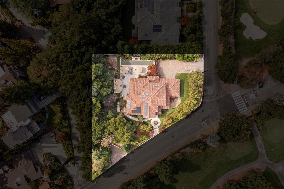 Detail Gallery Image 56 of 80 For 1571 Fairway Dr, Los Altos,  CA 94024 - 5 Beds | 5 Baths