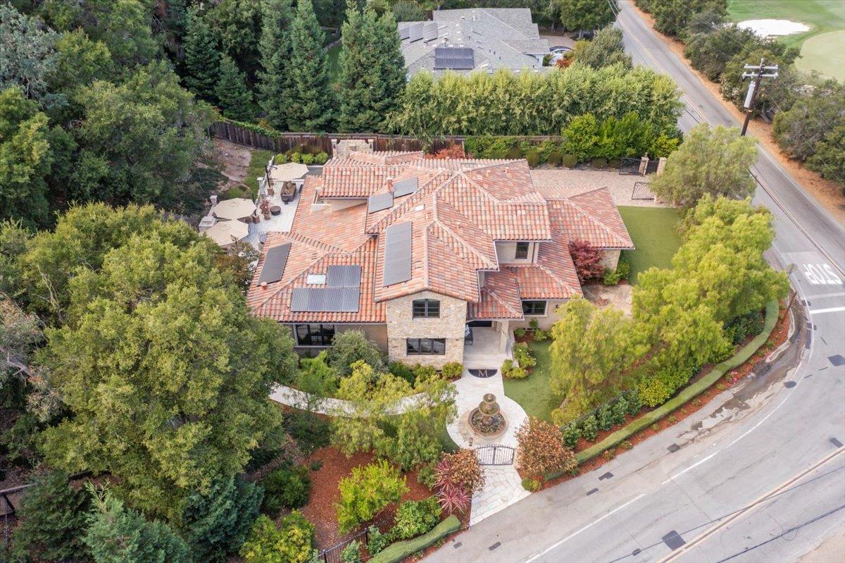 Detail Gallery Image 7 of 80 For 1571 Fairway Dr, Los Altos,  CA 94024 - 5 Beds | 5 Baths