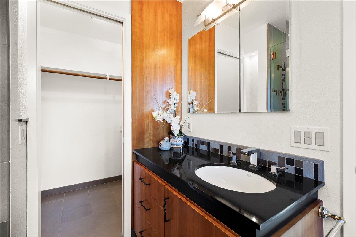 Detail Gallery Image 23 of 55 For 17337 Debbie Rd, Los Gatos,  CA 95033 - 4 Beds | 2/1 Baths