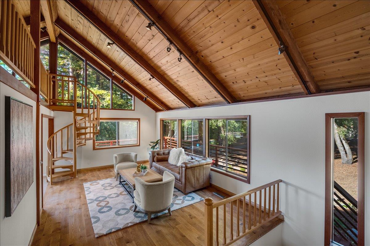 Detail Gallery Image 7 of 55 For 17337 Debbie Rd, Los Gatos,  CA 95033 - 4 Beds | 2/1 Baths