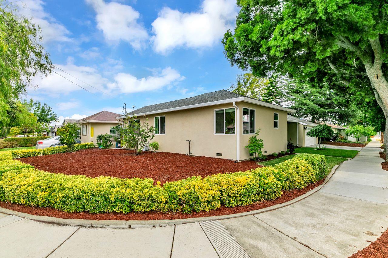 Detail Gallery Image 3 of 37 For 545 E Olive Ave, Sunnyvale,  CA 94086 - 4 Beds | 3 Baths