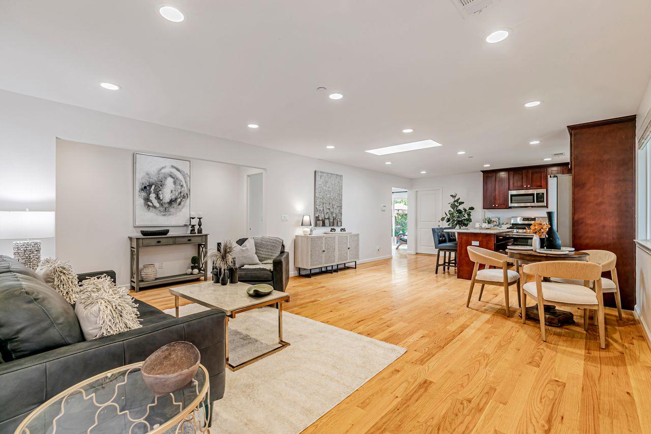 Detail Gallery Image 6 of 37 For 545 E Olive Ave, Sunnyvale,  CA 94086 - 4 Beds | 3 Baths