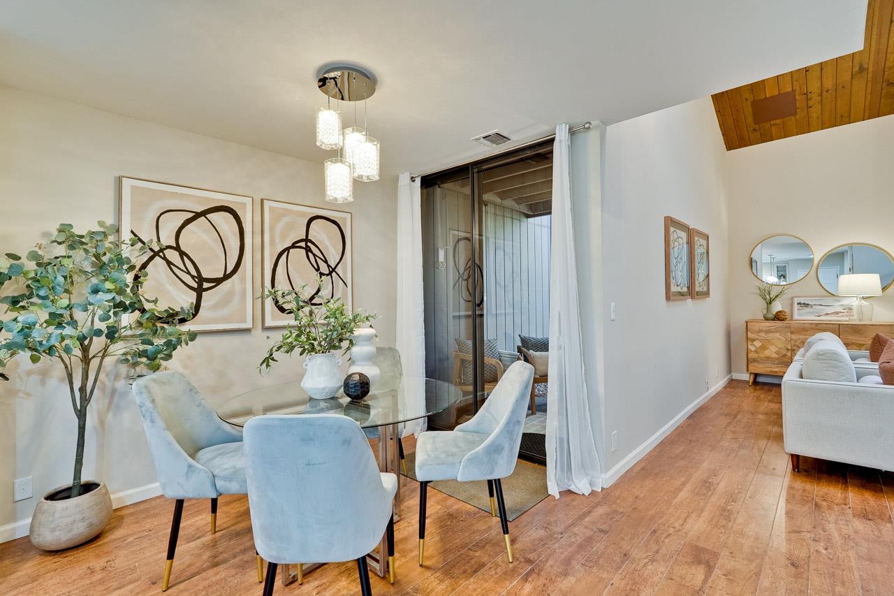 Detail Gallery Image 13 of 76 For 268 Andsbury Ave, Mountain View,  CA 94043 - 3 Beds | 2 Baths