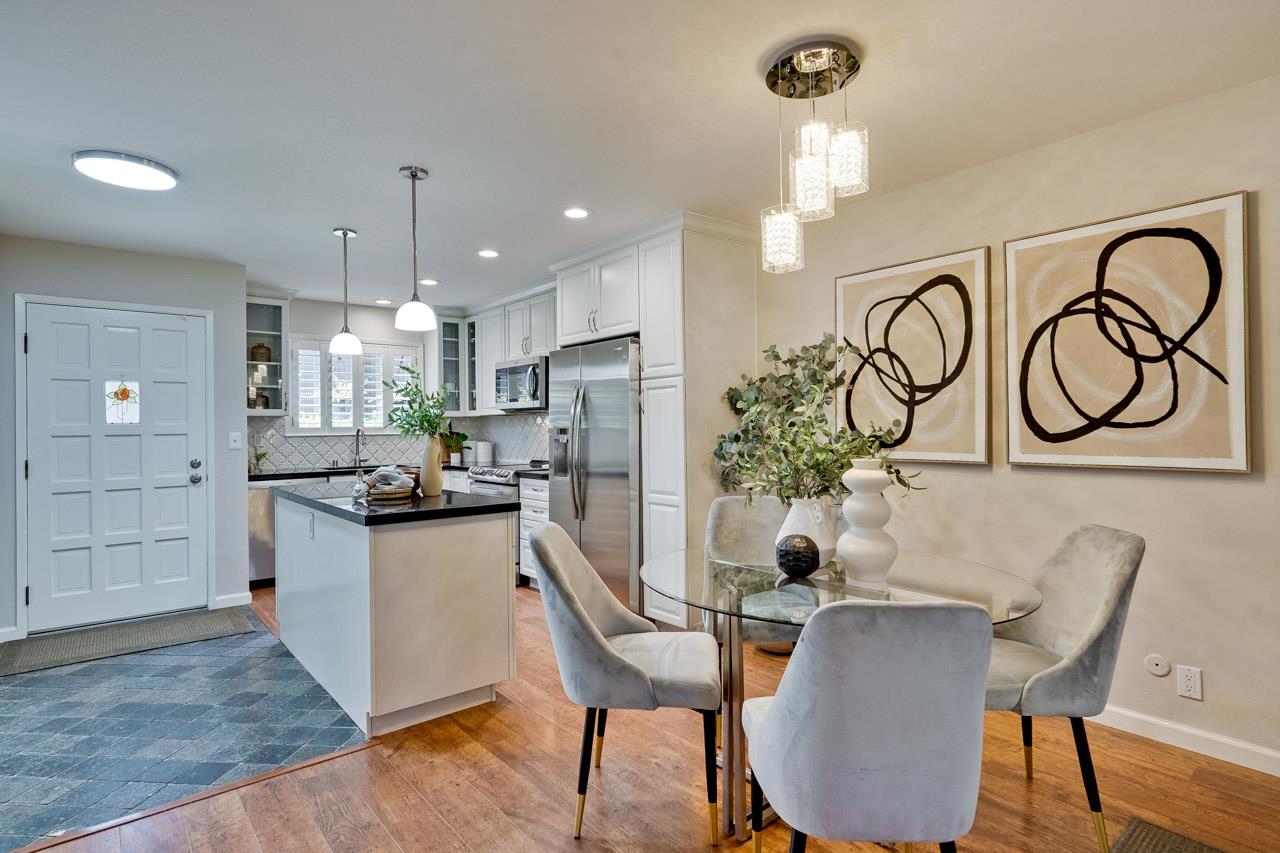 Detail Gallery Image 14 of 76 For 268 Andsbury Ave, Mountain View,  CA 94043 - 3 Beds | 2 Baths
