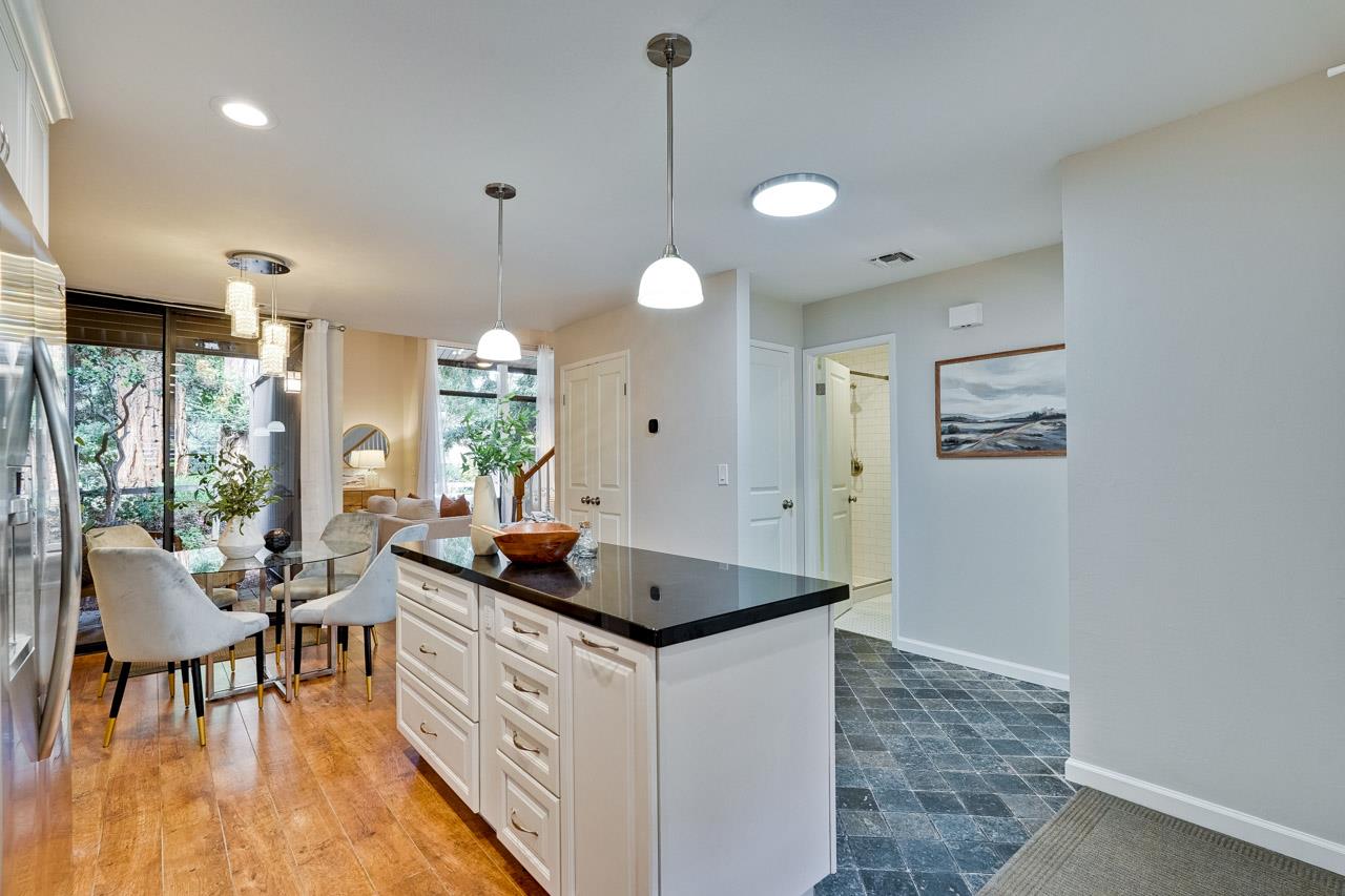 Detail Gallery Image 24 of 76 For 268 Andsbury Ave, Mountain View,  CA 94043 - 3 Beds | 2 Baths