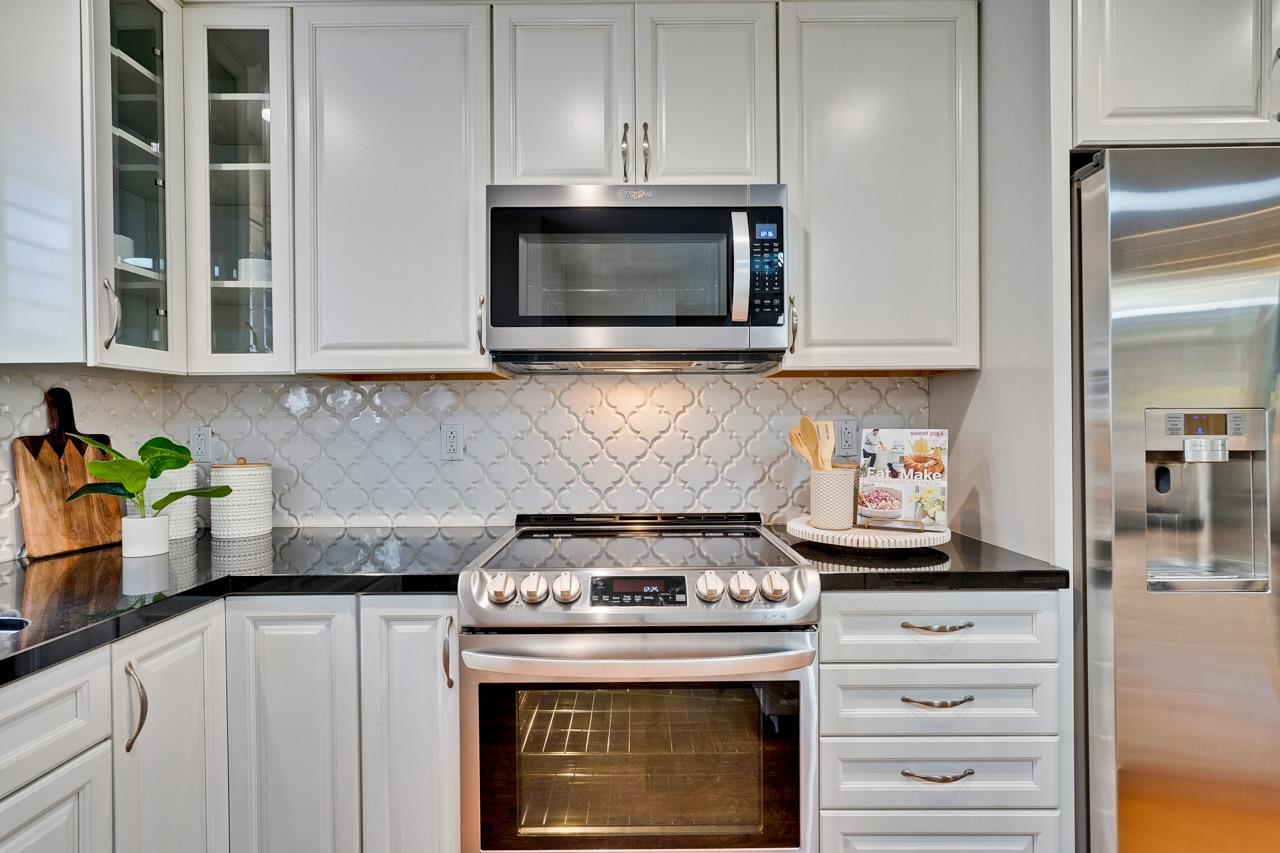 Detail Gallery Image 28 of 76 For 268 Andsbury Ave, Mountain View,  CA 94043 - 3 Beds | 2 Baths