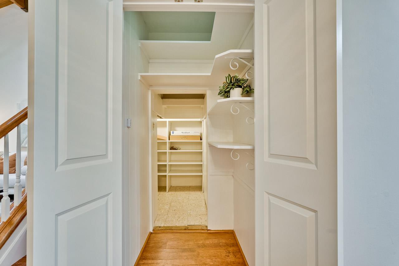 Detail Gallery Image 29 of 76 For 268 Andsbury Ave, Mountain View,  CA 94043 - 3 Beds | 2 Baths