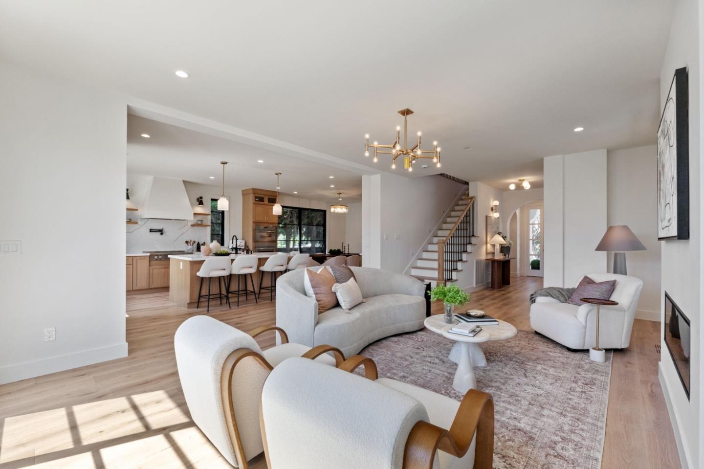 Detail Gallery Image 14 of 29 For 201 Burlingame Ave, Burlingame,  CA 94010 - 4 Beds | 3/1 Baths