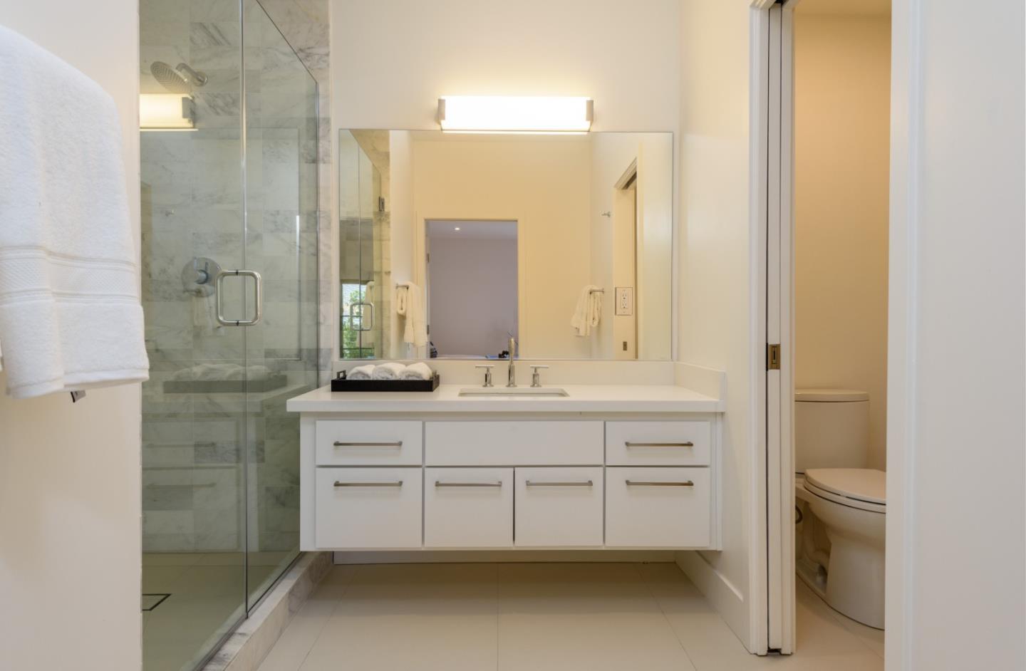 Detail Gallery Image 9 of 12 For 1326 Hoover St #6,  Menlo Park,  CA 94025 - 2 Beds | 2 Baths