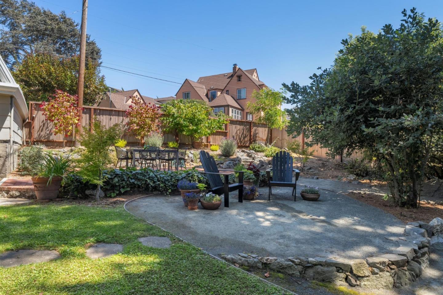 Detail Gallery Image 103 of 129 For 5340 Barrett Ave, El Cerrito,  CA 94530 - 3 Beds | 2 Baths