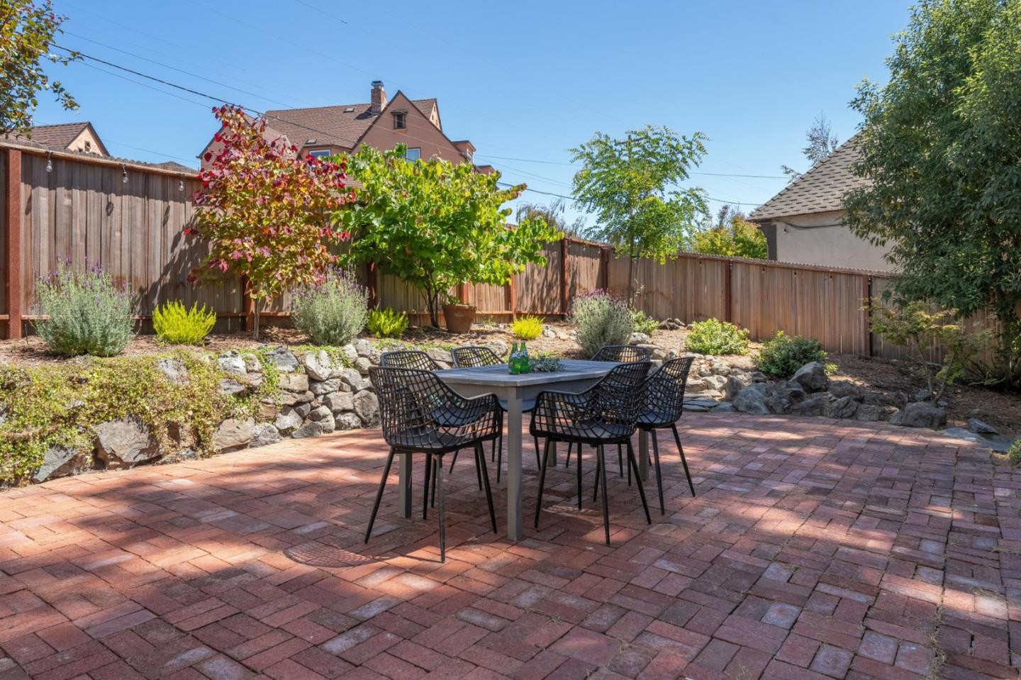 Detail Gallery Image 112 of 129 For 5340 Barrett Ave, El Cerrito,  CA 94530 - 3 Beds | 2 Baths