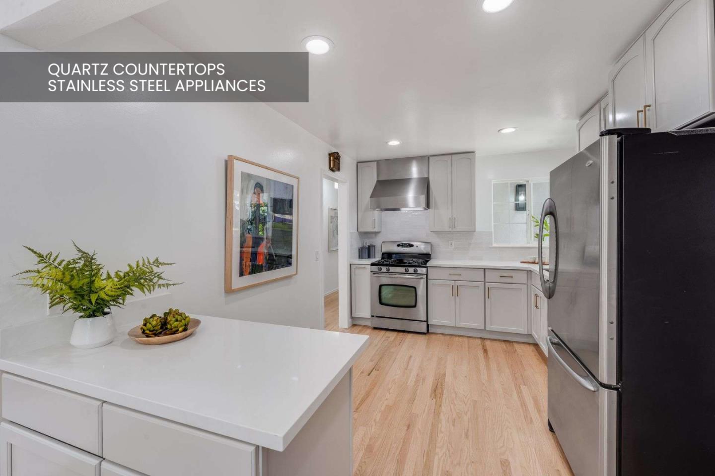 Detail Gallery Image 10 of 37 For 10800 W Estates Dr, Cupertino,  CA 95014 - 4 Beds | 2 Baths