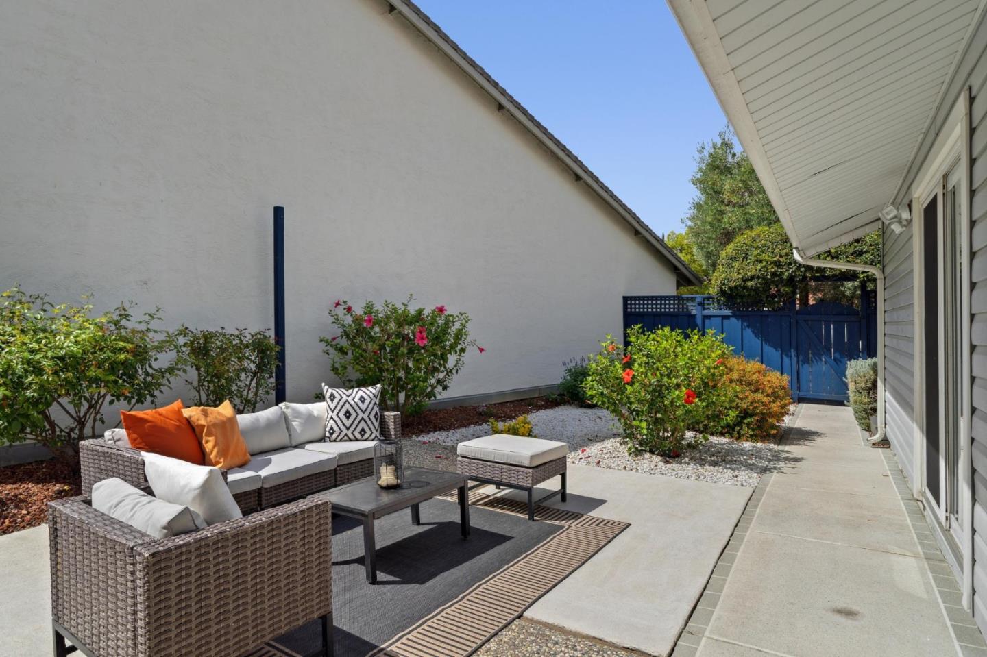 Detail Gallery Image 6 of 45 For 78 Snyder Way, Fremont,  CA 94536 - 4 Beds | 2 Baths