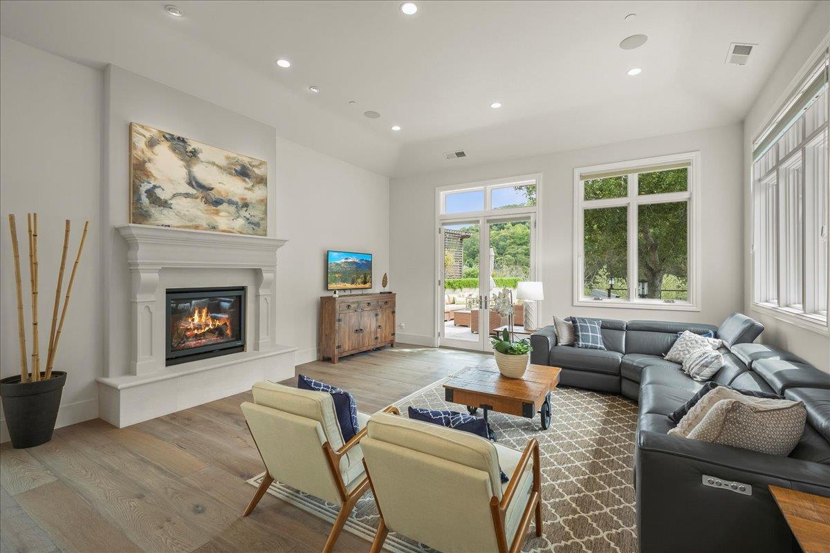 Detail Gallery Image 15 of 78 For 17435 Phillips Ave, Los Gatos,  CA 95030 - 4 Beds | 4/1 Baths