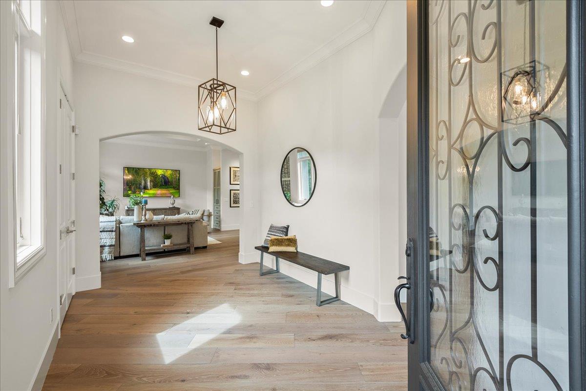 Detail Gallery Image 3 of 78 For 17435 Phillips Ave, Los Gatos,  CA 95030 - 4 Beds | 4/1 Baths