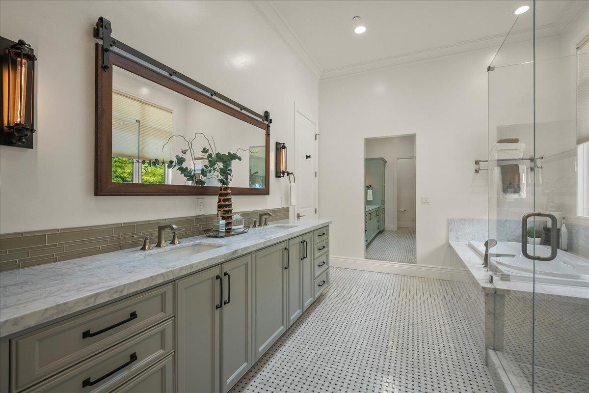 Detail Gallery Image 31 of 78 For 17435 Phillips Ave, Los Gatos,  CA 95030 - 4 Beds | 4/1 Baths