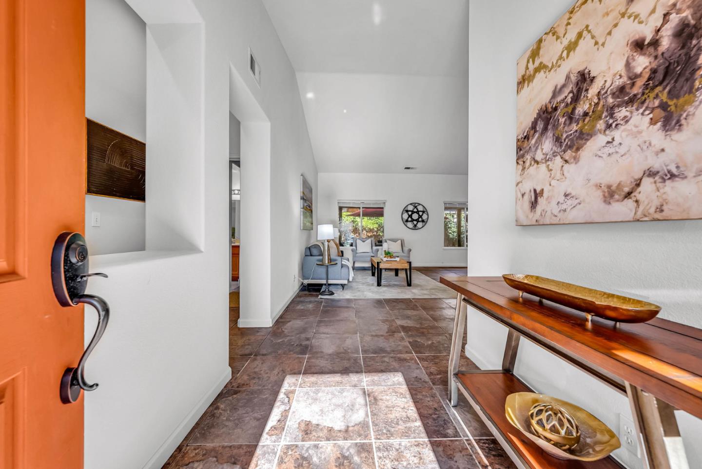 Detail Gallery Image 5 of 58 For 6370 Raspberry Ct, Gilroy,  CA 95020 - 4 Beds | 2/1 Baths