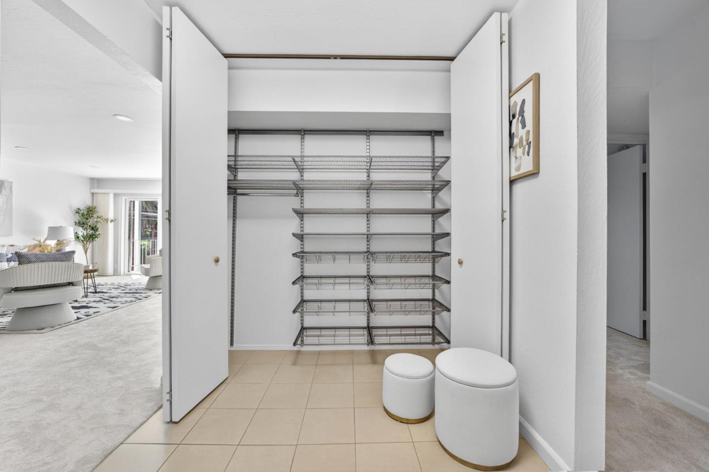 Detail Gallery Image 3 of 27 For 695 Mariposa Ave #204,  Oakland,  CA 94610 - 2 Beds | 2 Baths