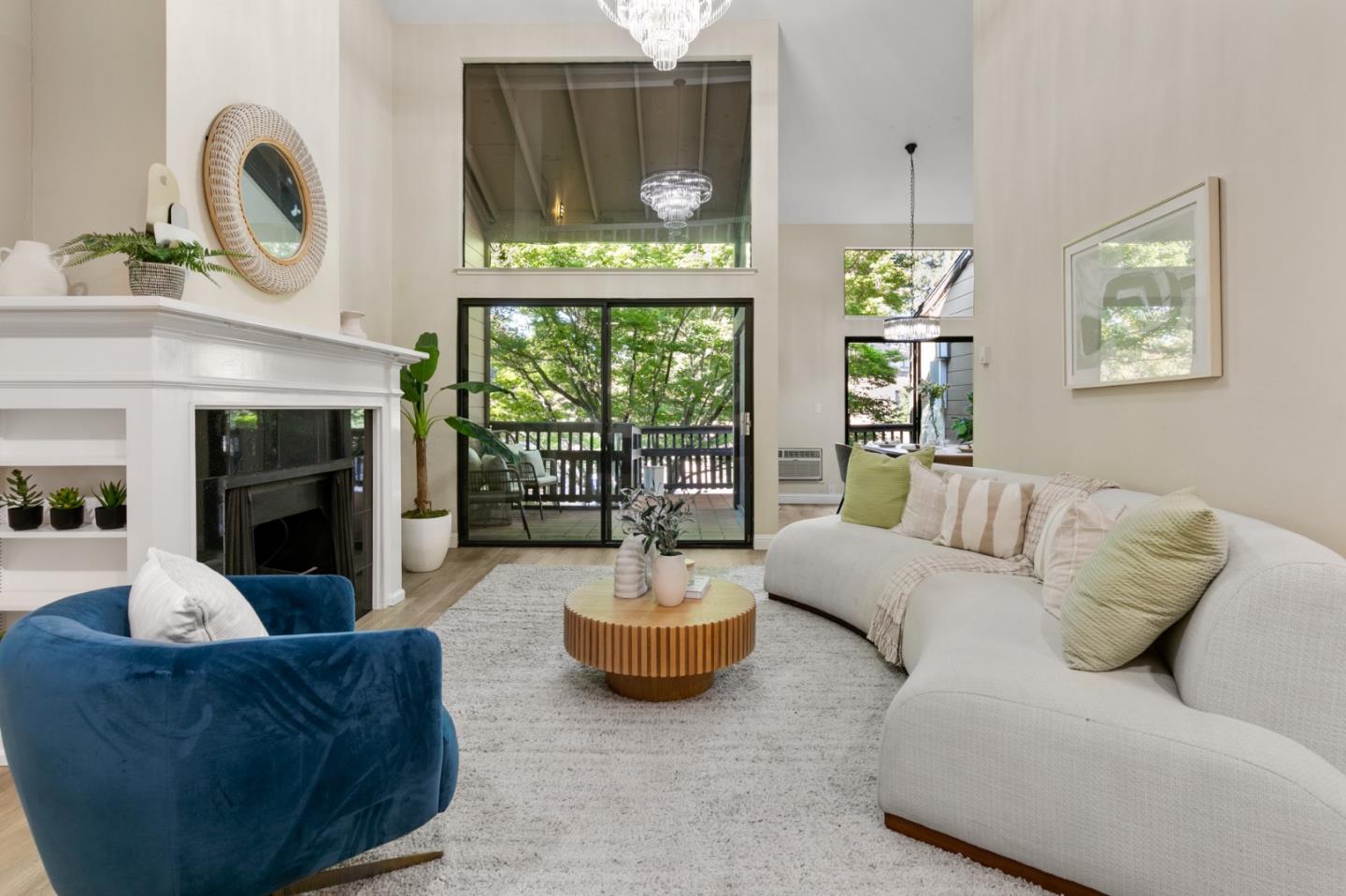 Detail Gallery Image 1 of 35 For 1963 Rock St #24,  Mountain View,  CA 94043 - 3 Beds | 3 Baths