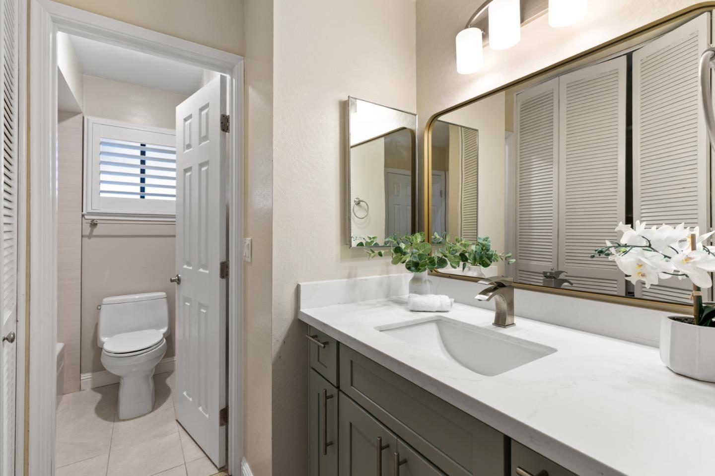 Detail Gallery Image 20 of 35 For 1963 Rock St #24,  Mountain View,  CA 94043 - 3 Beds | 3 Baths