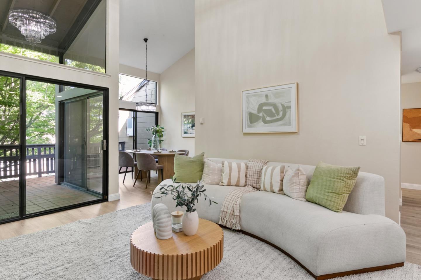 Detail Gallery Image 3 of 35 For 1963 Rock St #24,  Mountain View,  CA 94043 - 3 Beds | 3 Baths