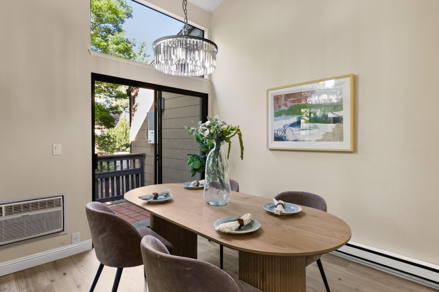 Detail Gallery Image 6 of 35 For 1963 Rock St #24,  Mountain View,  CA 94043 - 3 Beds | 3 Baths