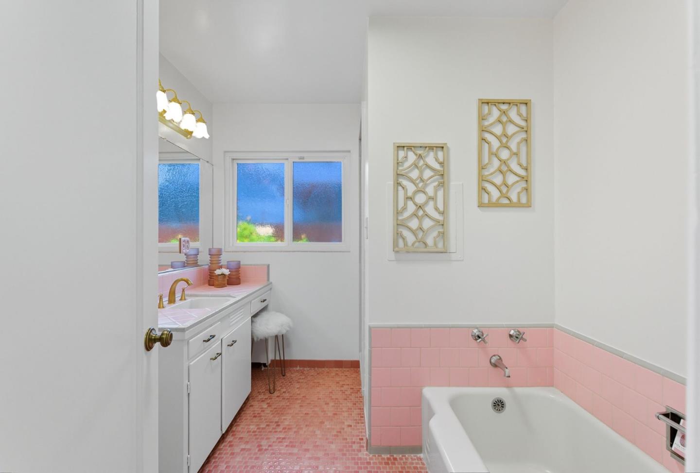 Detail Gallery Image 19 of 44 For 7681 Rea St, Gilroy,  CA 95020 - 3 Beds | 2 Baths