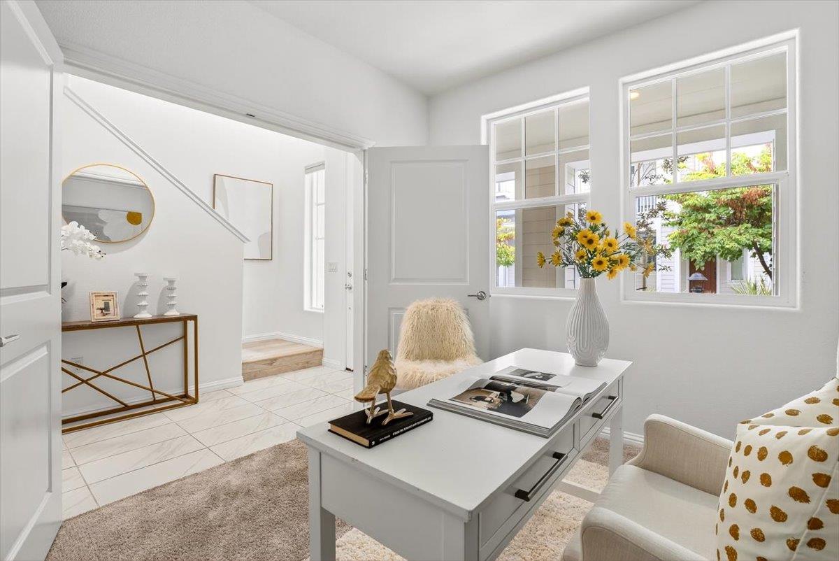 Detail Gallery Image 22 of 29 For 125 Orbit Way, Mountain View,  CA 94043 - 2 Beds | 2/1 Baths