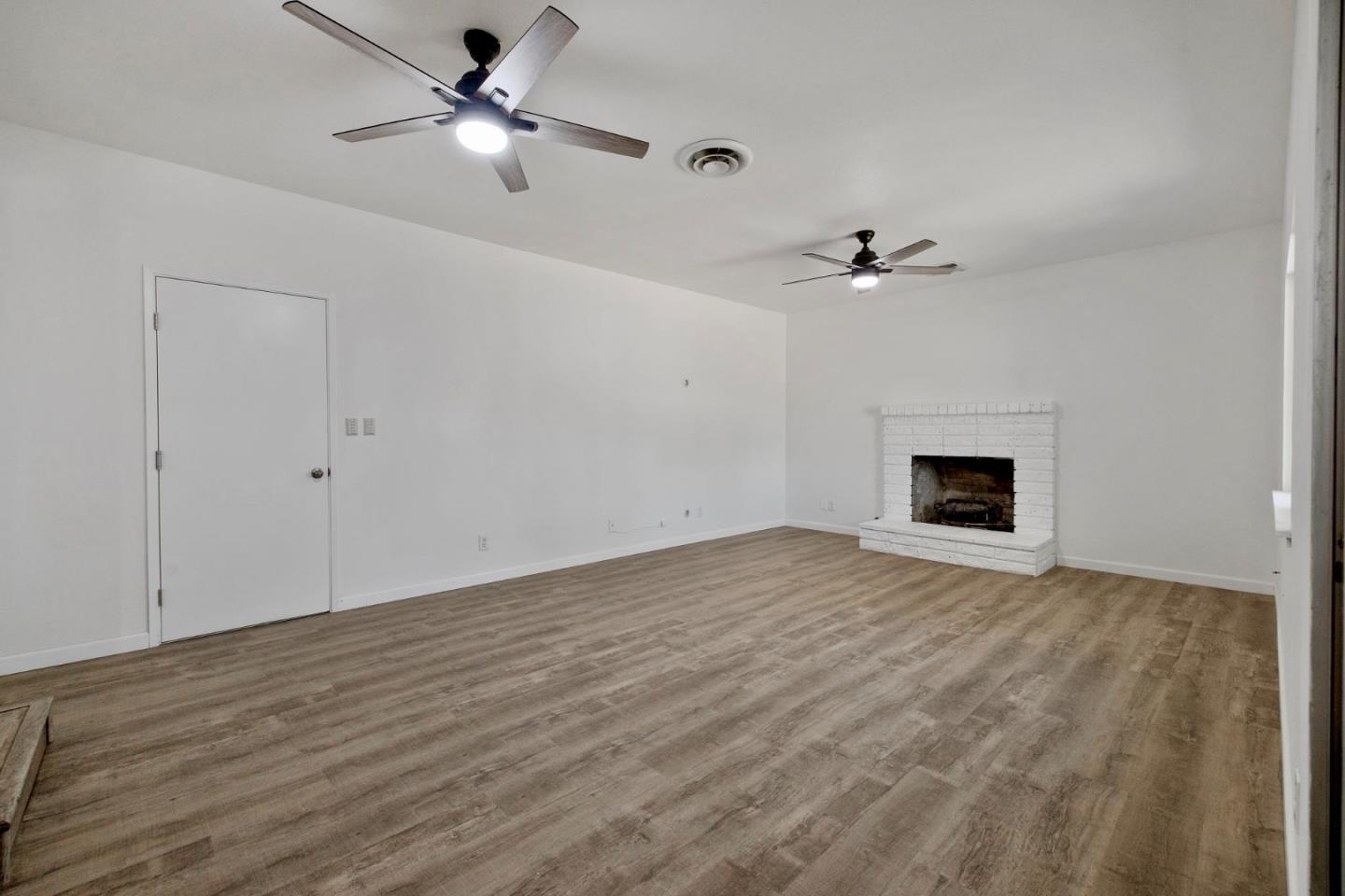 Detail Gallery Image 15 of 31 For 384 E Gail Ave, Tulare,  CA 93274 - 3 Beds | 2 Baths