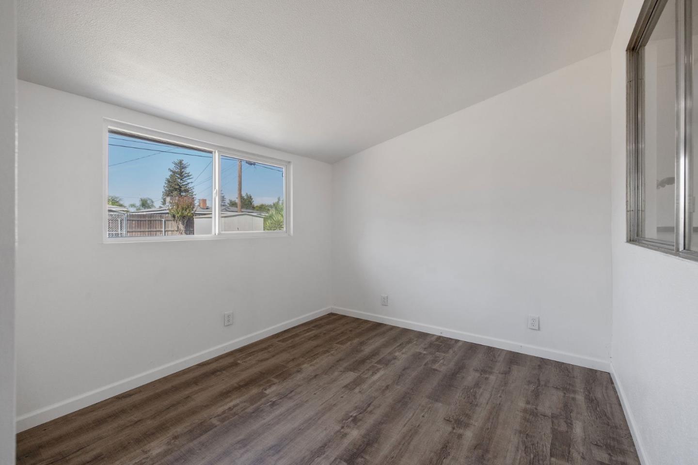 Detail Gallery Image 19 of 31 For 384 E Gail Ave, Tulare,  CA 93274 - 3 Beds | 2 Baths