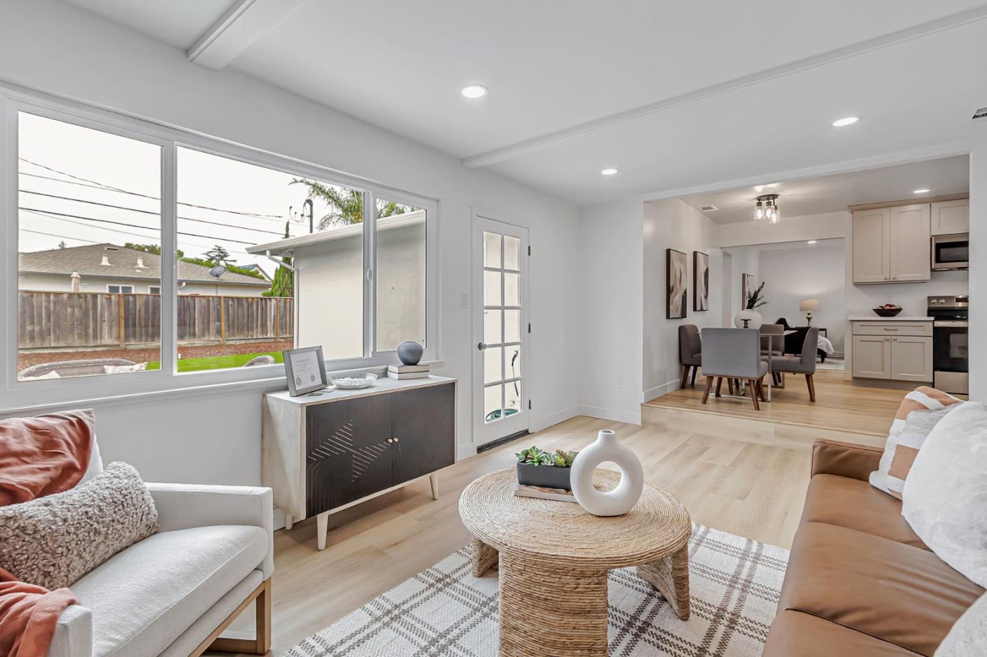 Detail Gallery Image 14 of 32 For 1886 Bernice Way, San Jose,  CA 95124 - 3 Beds | 2 Baths