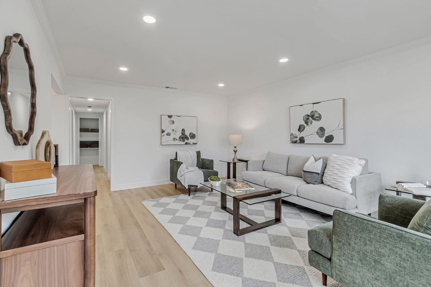 Detail Gallery Image 4 of 32 For 1886 Bernice Way, San Jose,  CA 95124 - 3 Beds | 2 Baths