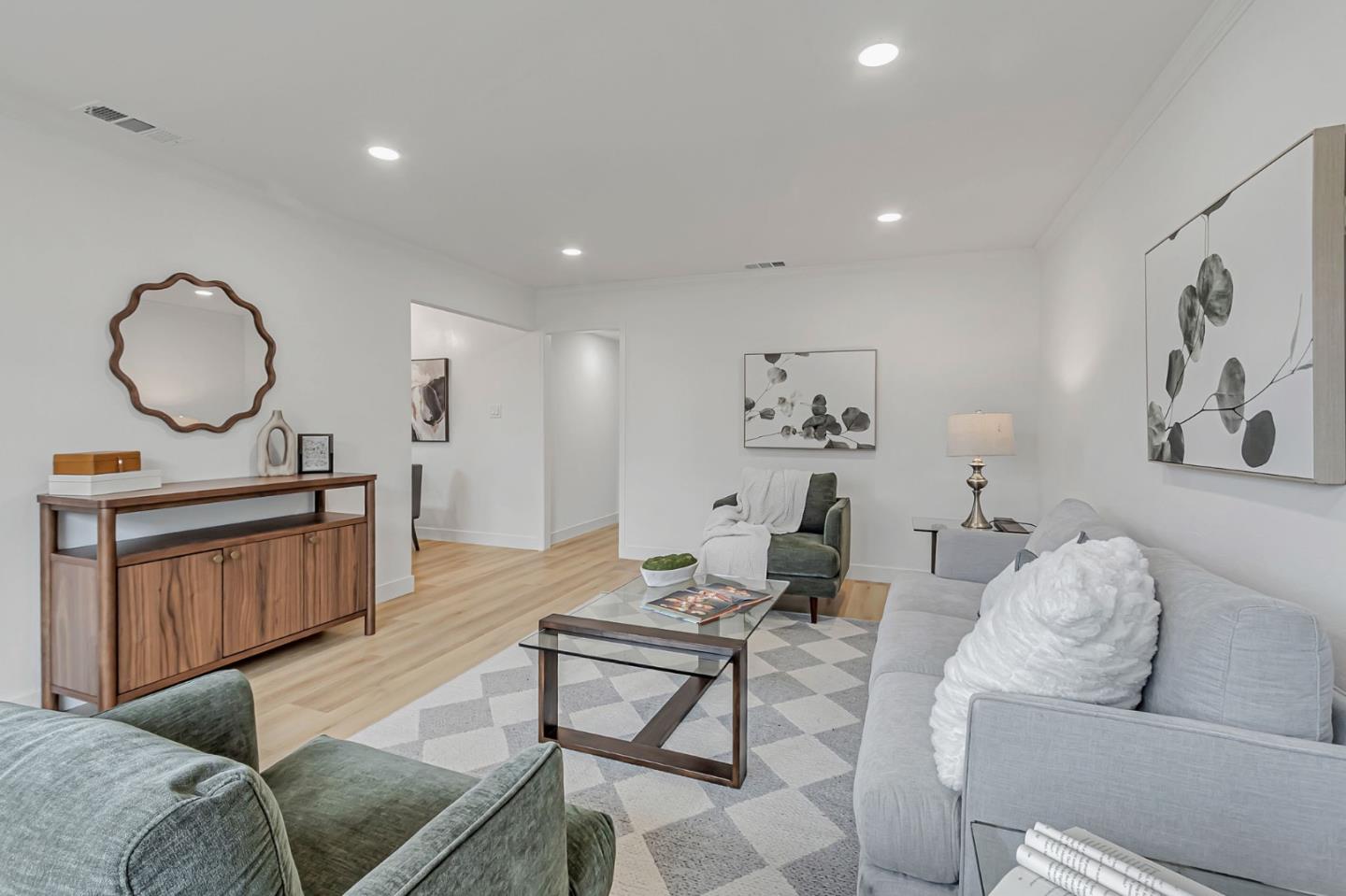 Detail Gallery Image 5 of 32 For 1886 Bernice Way, San Jose,  CA 95124 - 3 Beds | 2 Baths