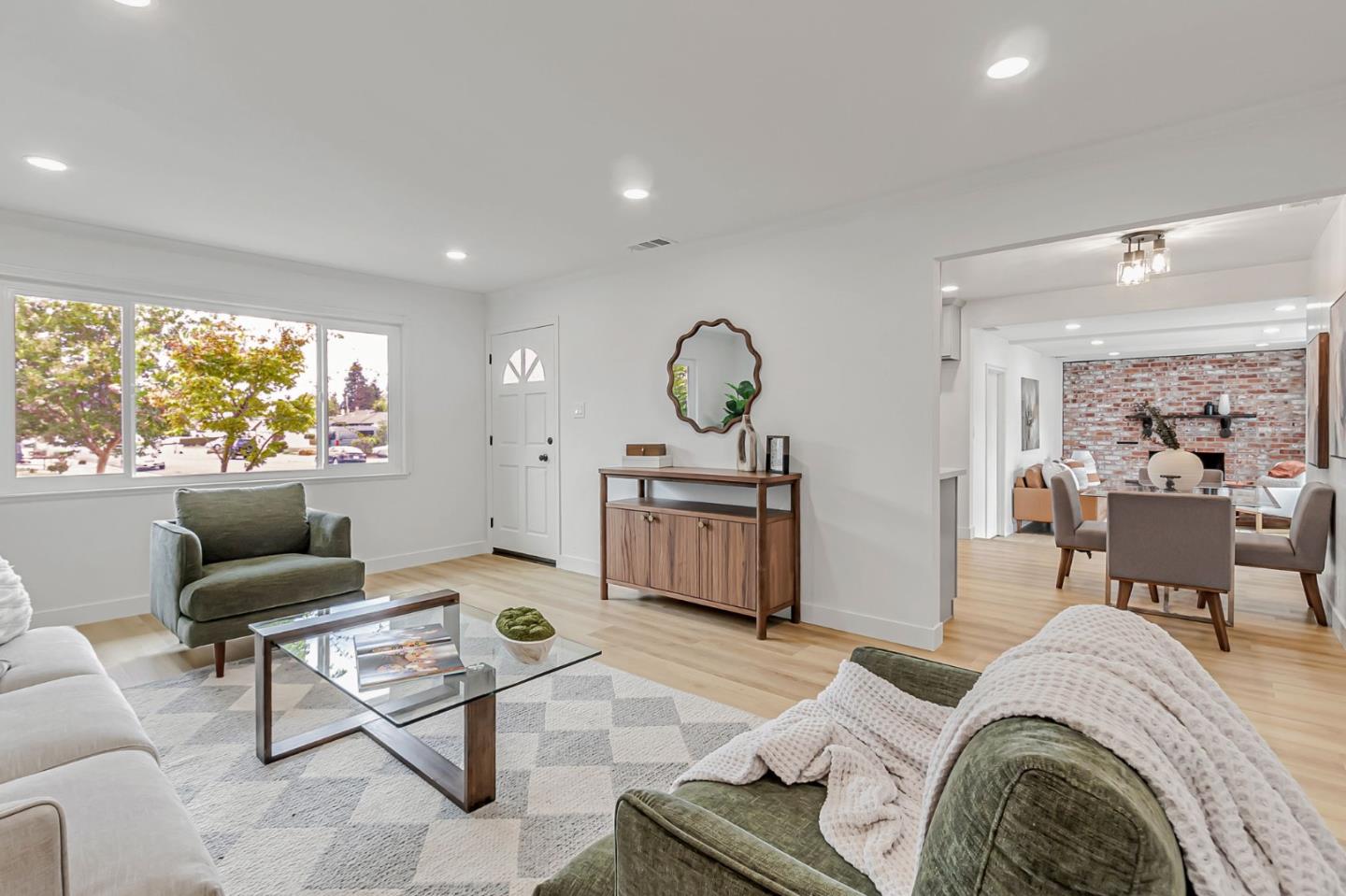 Detail Gallery Image 7 of 32 For 1886 Bernice Way, San Jose,  CA 95124 - 3 Beds | 2 Baths