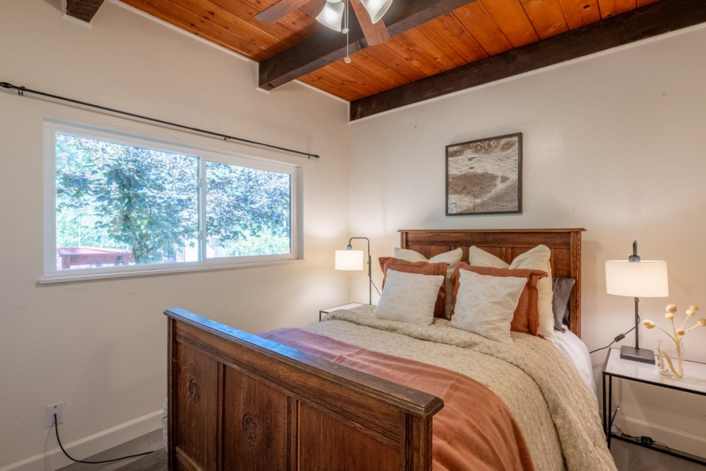 Detail Gallery Image 16 of 32 For 17900 Cachagua Rd, Carmel Valley,  CA 93924 - 2 Beds | 1 Baths