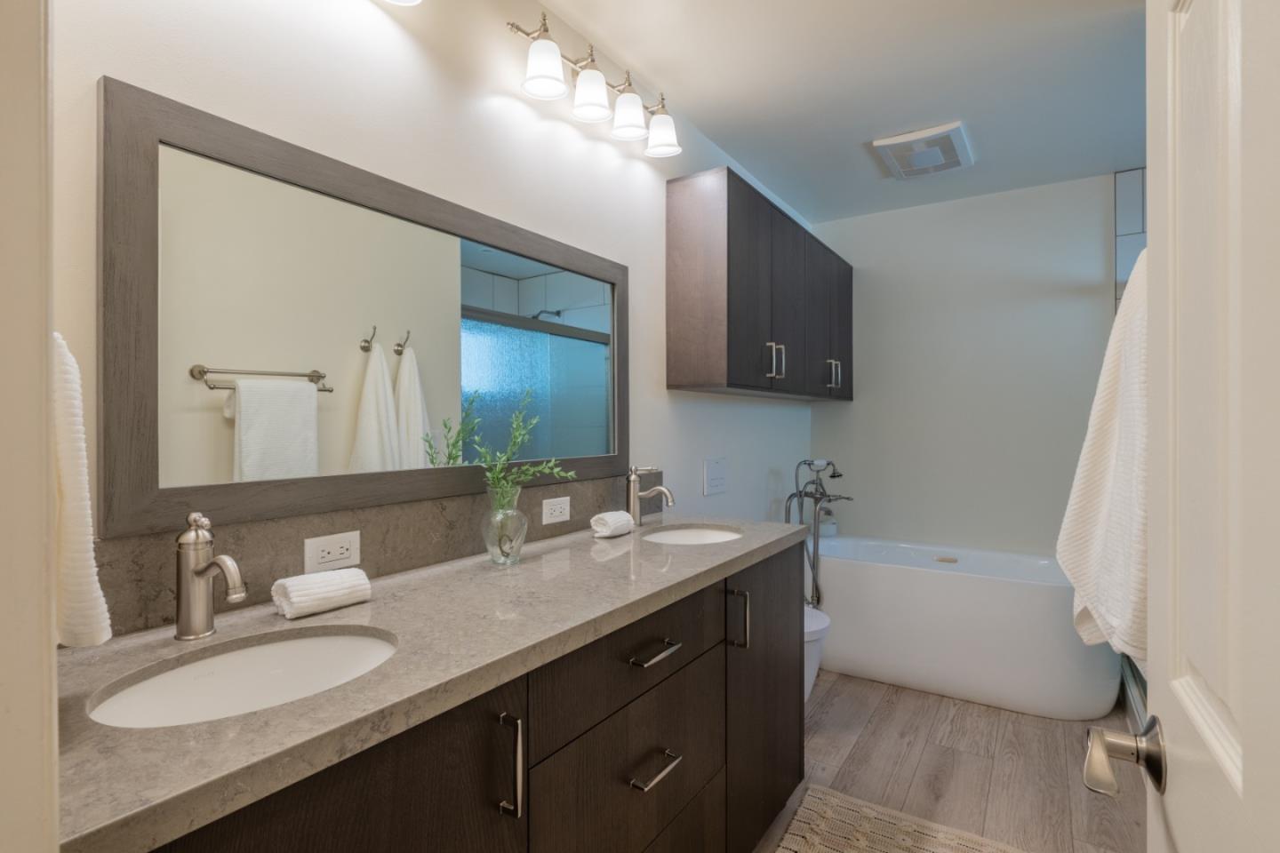 Detail Gallery Image 17 of 32 For 17900 Cachagua Rd, Carmel Valley,  CA 93924 - 2 Beds | 1 Baths