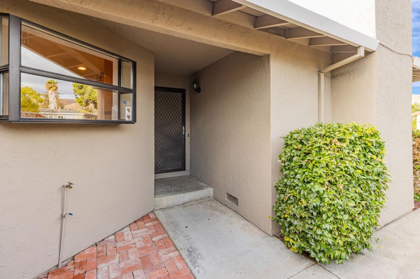 Detail Gallery Image 4 of 36 For 255 Fanyon St, Milpitas,  CA 95035 - – Beds | – Baths
