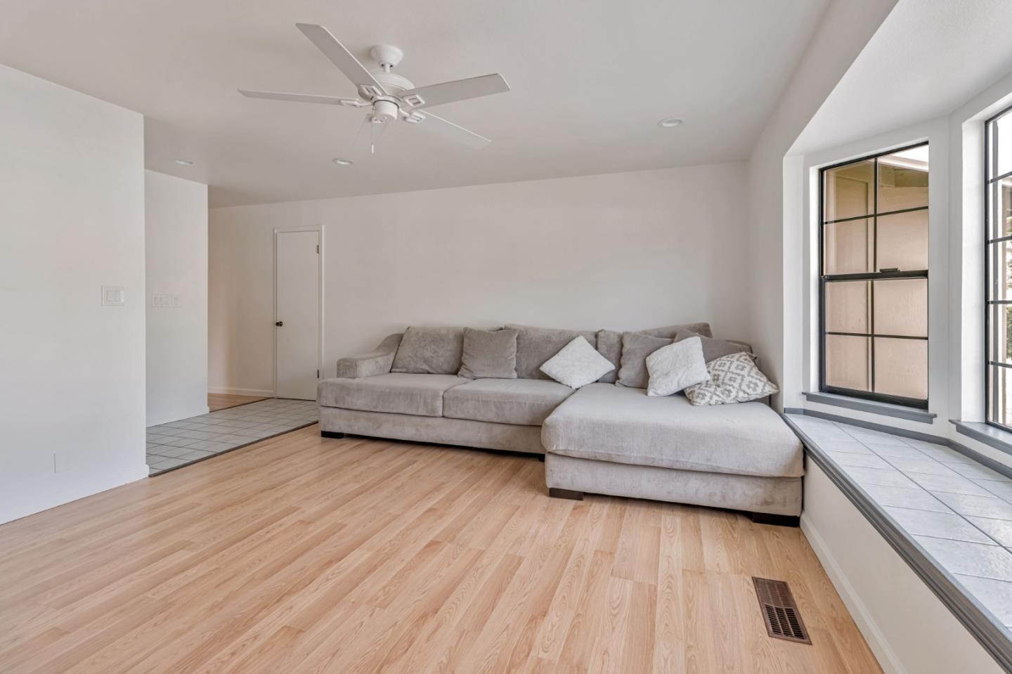 Detail Gallery Image 7 of 36 For 255 Fanyon St, Milpitas,  CA 95035 - – Beds | – Baths
